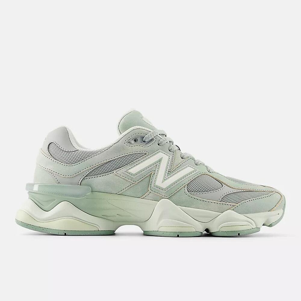 New Balance Gender Inclusive 9060 Sneaker - M